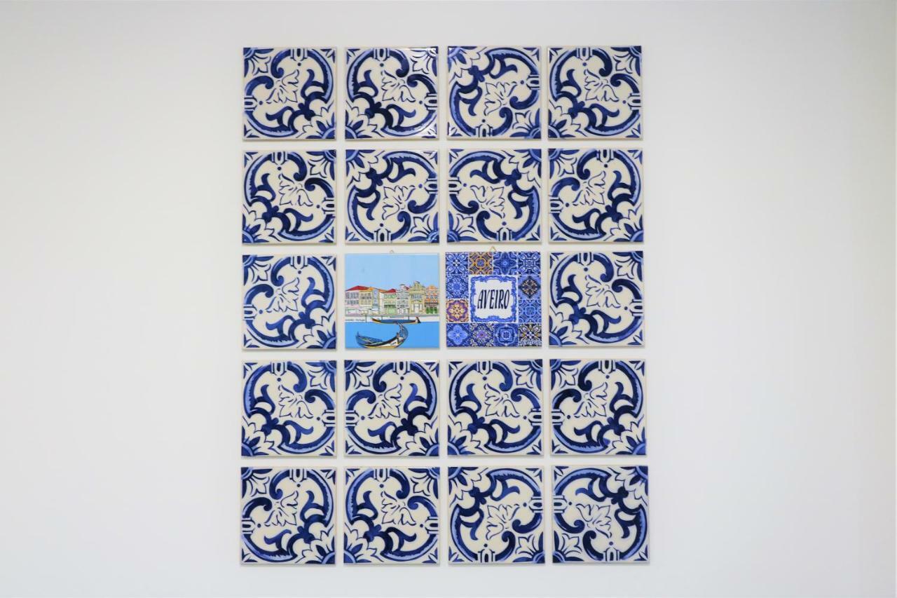 Central Tiled Apartment Aveiro Extérieur photo
